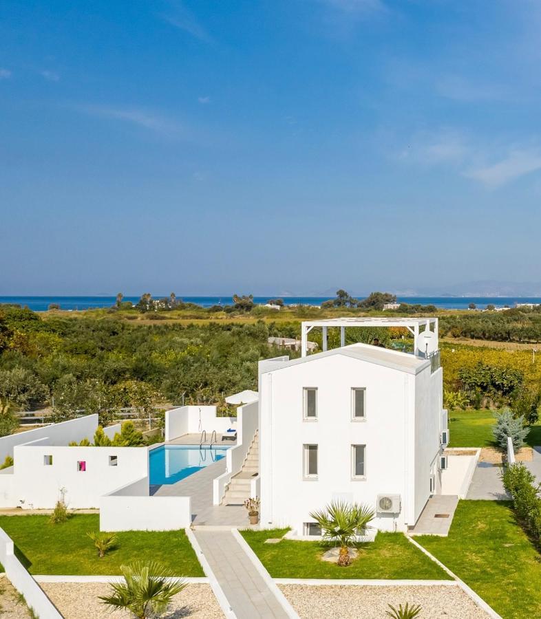 Asteria Pearl Villa 2 With Rooftop Jacuzzi Τιγκάκι Εξωτερικό φωτογραφία