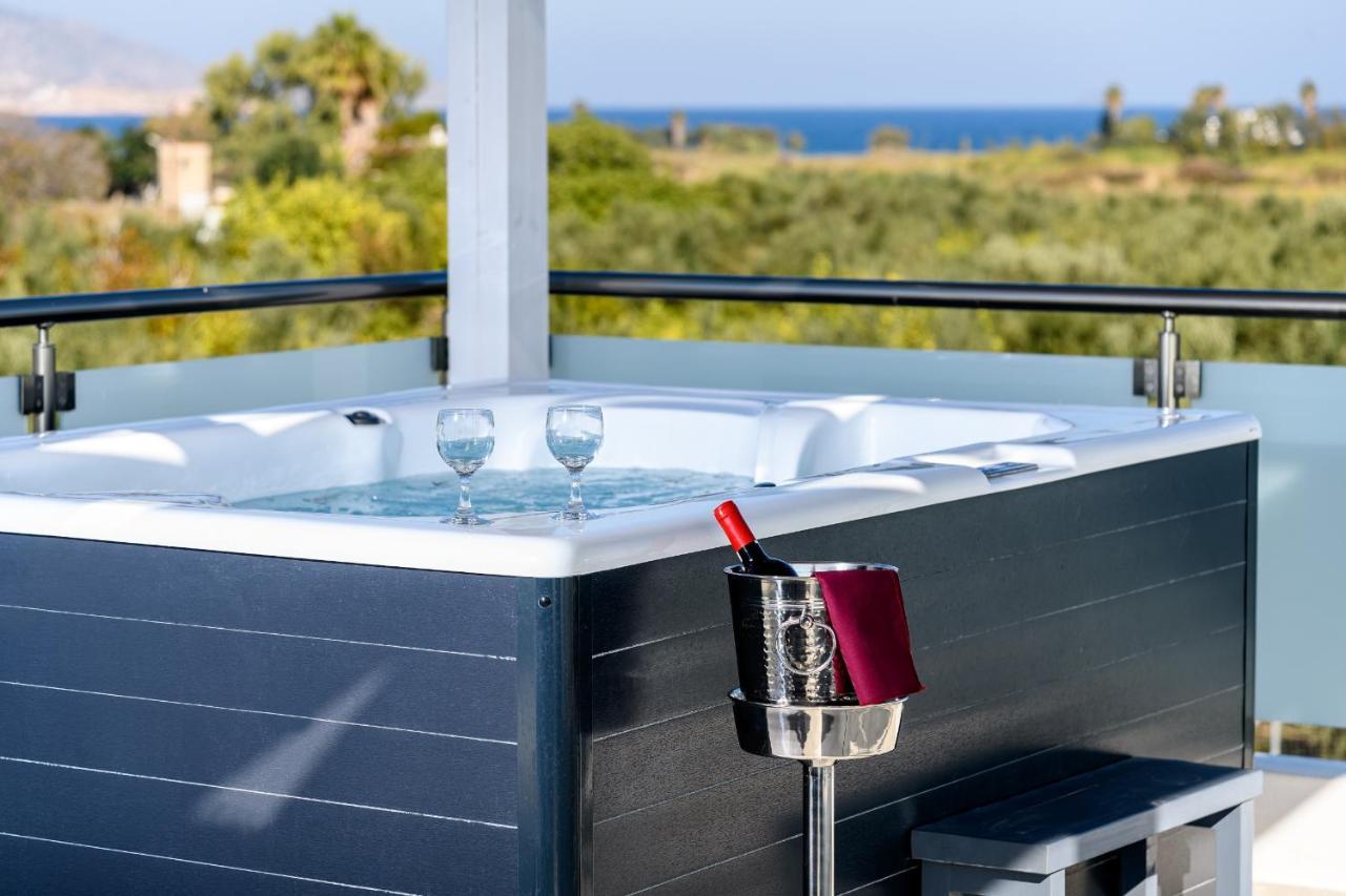Asteria Pearl Villa 2 With Rooftop Jacuzzi Τιγκάκι Εξωτερικό φωτογραφία