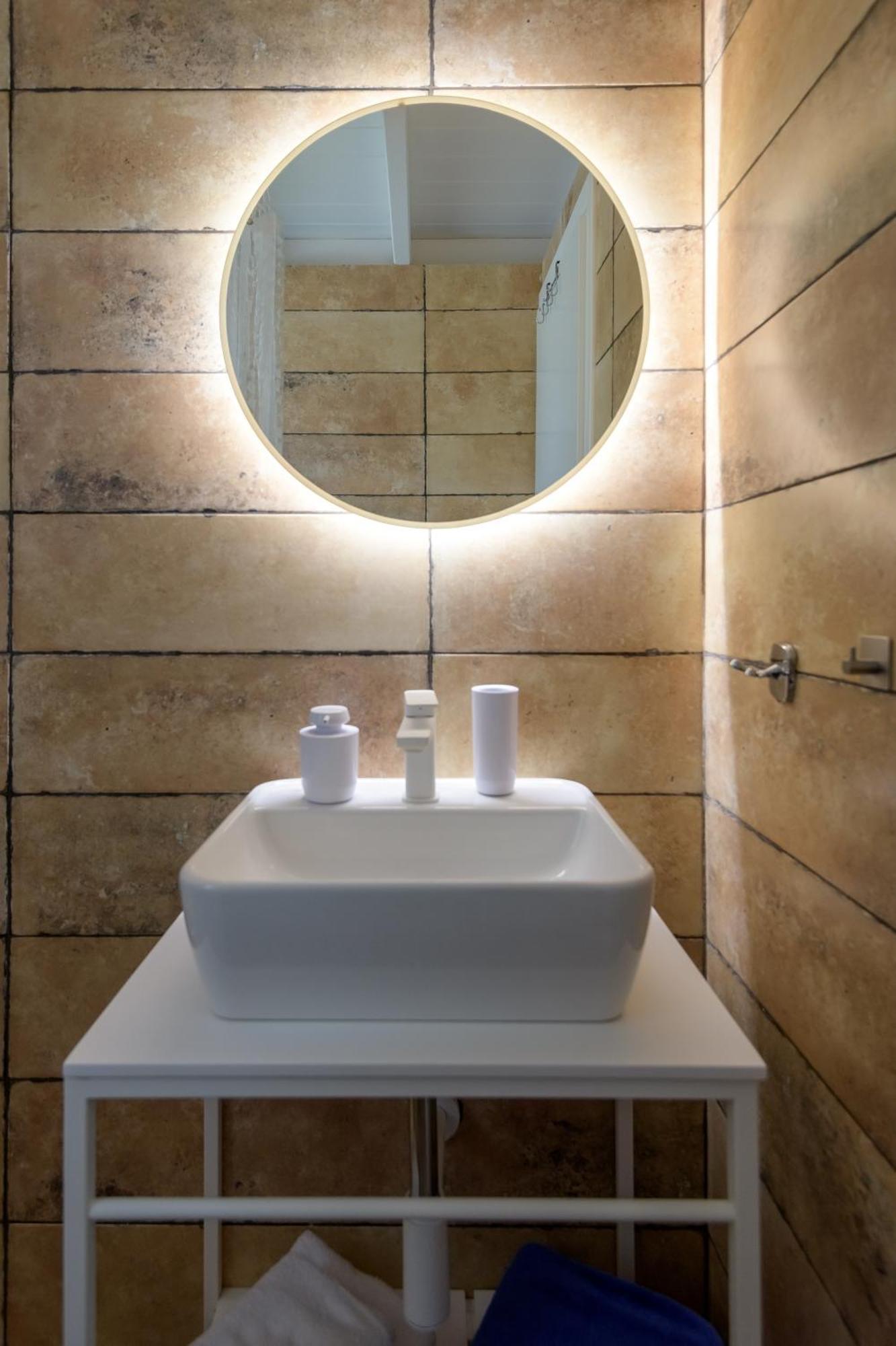 Asteria Pearl Villa 2 With Rooftop Jacuzzi Τιγκάκι Εξωτερικό φωτογραφία